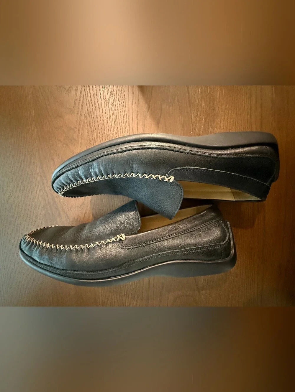 Johnston & Murphy Black Sheepskin Loafers Size 9